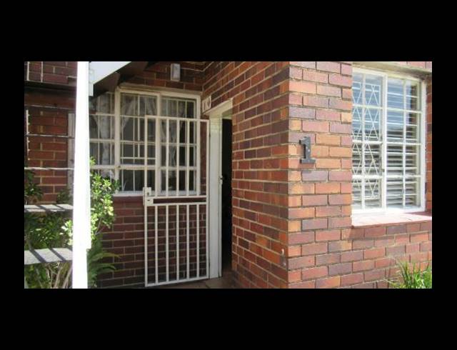 2 BEDROOM APARTMENT FOR SALE IN TOWNSVIEW